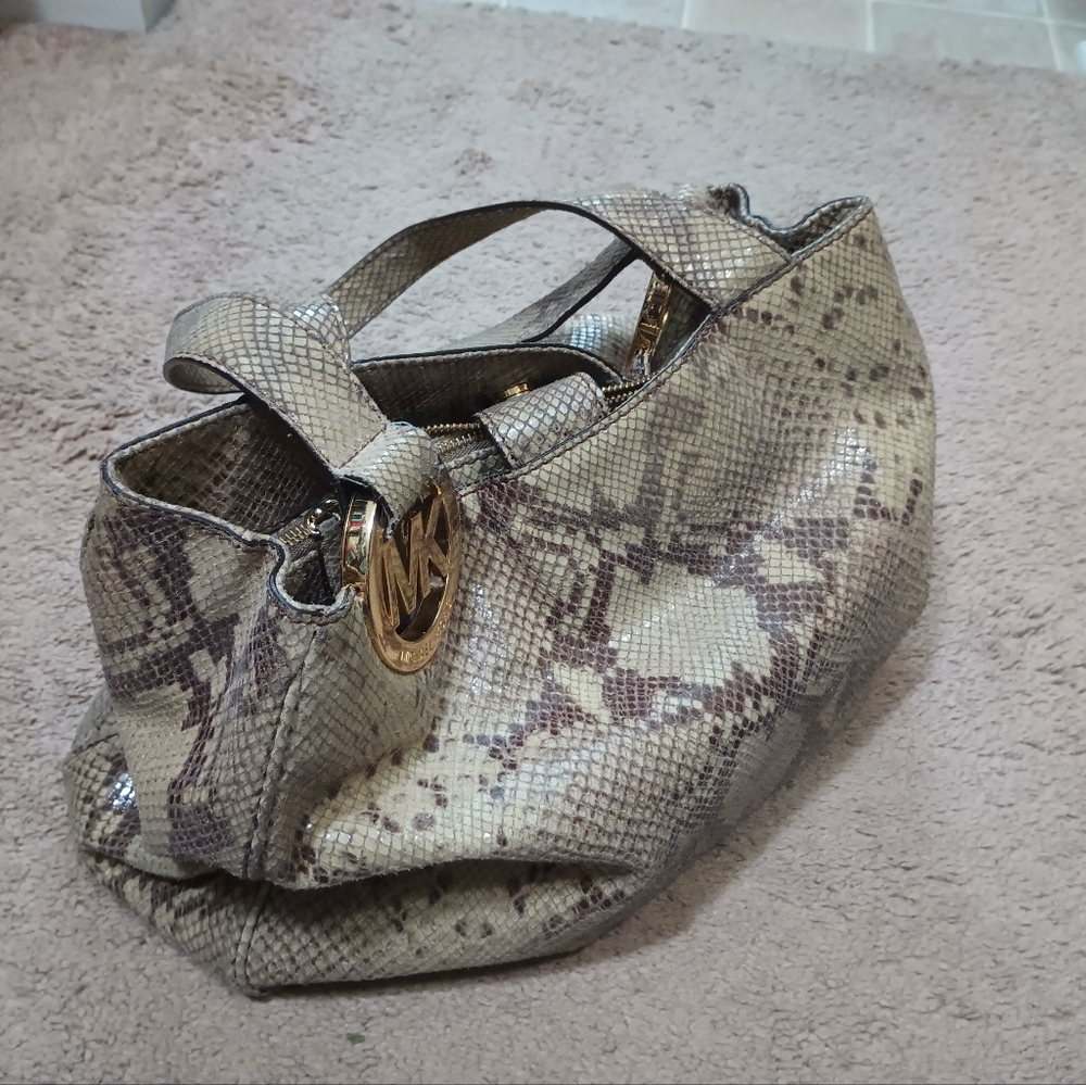 Purse